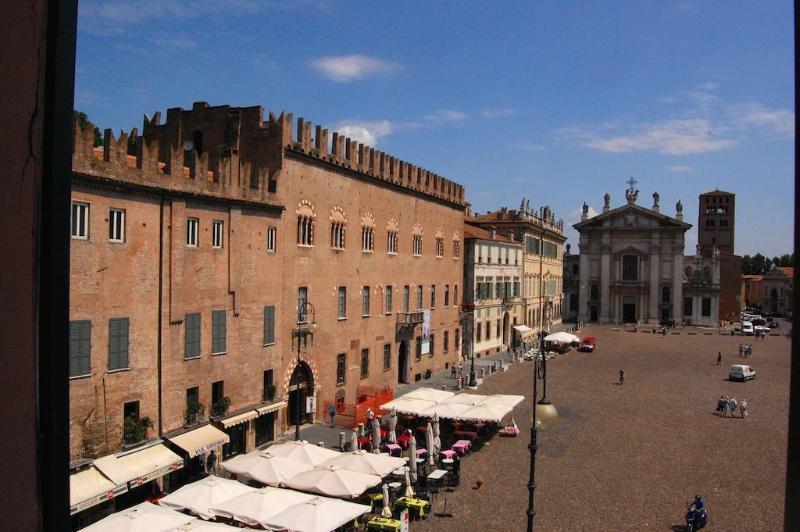 Due Guerrieri Mantova Hotel Kültér fotó